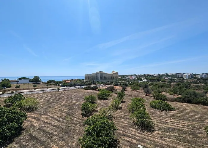 Rochavau Hotel 4*