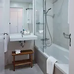 Rochavau 호텔 4*