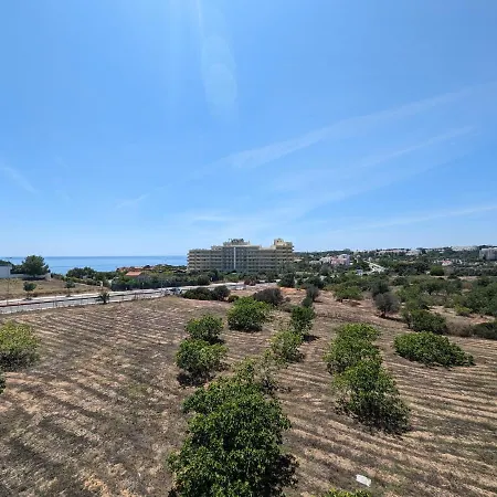 Rochavau Hotel 4*